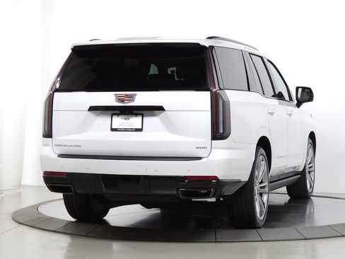 Used 2025 Cadillac Escalade Sport Platinum AWD/4WD image 9