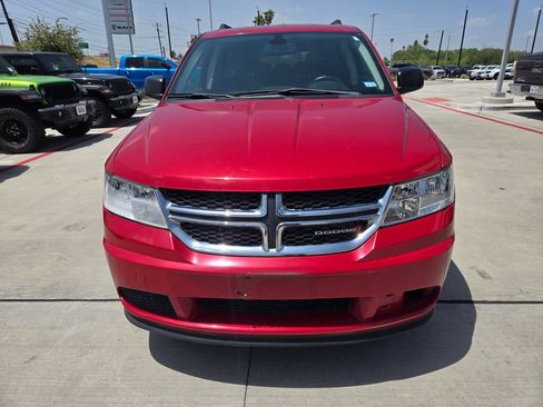 Used 2020 Dodge Journey SE FWD image 8