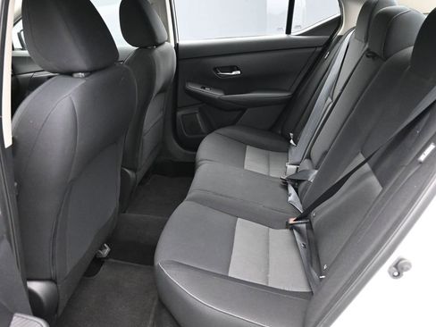 Used 2021 Nissan Sentra SV image 12