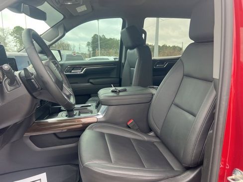 Used 2024 Chevrolet Silverado 1500 LT Trail Boss w/ LT Trail Boss Premium Package image 15