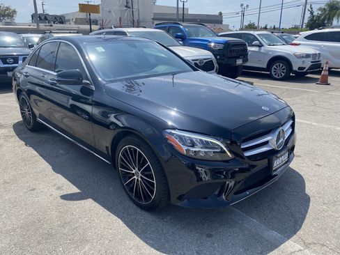 Used 2019 Mercedes-Benz C 300 Sedan w/ Premium Package image 9
