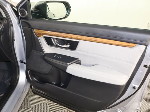 Used 2019 Honda CR-V EX image 40