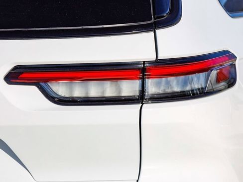 New 2025 Jeep Grand Cherokee L Summit image 10