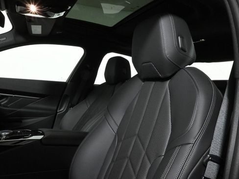 Used 2026 BMW 530i xDrive w/ Premium Package image 16