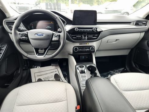 Used 2023 Ford Escape Active image 9