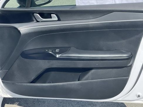 Used 2022 Kia K5 GT-Line FWD image 35