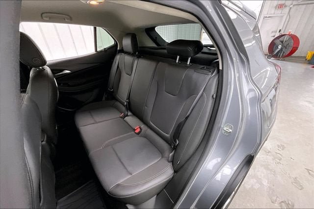Certified 2023 Buick Encore GX Preferred w/ Cold Weather Comfort Package AWD/4WD image 19