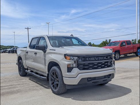 New 2026 Chevrolet Silverado 1500 Custom w/ Turbomax Blackout Package AWD/4WD image 5
