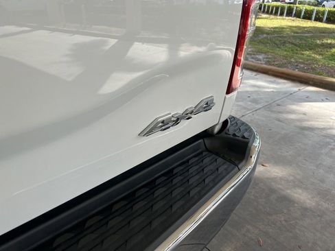 Used 2021 RAM 2500 Tradesman w/ Chrome Appearance Group image 21