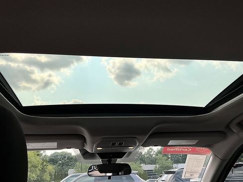 Certified 2025 Nissan Kicks SV w/ SV Premium Package FWD image 25