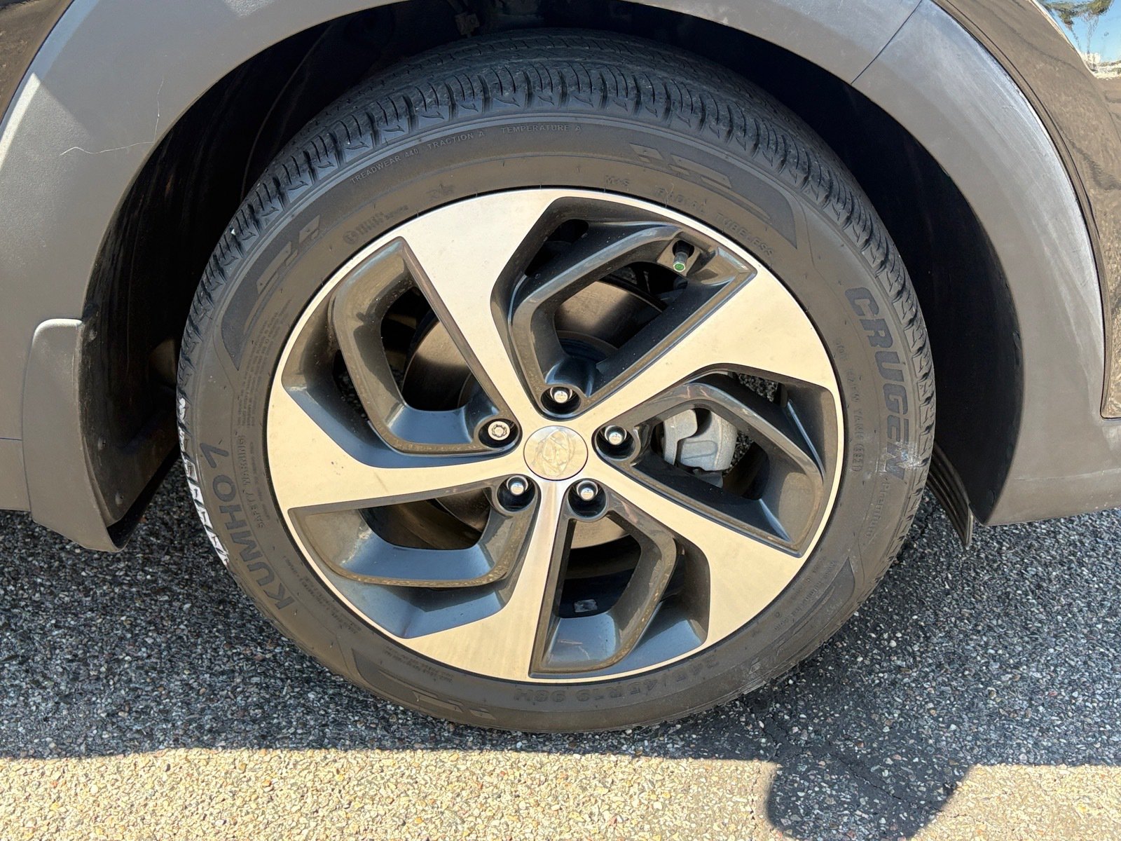 Used 2016 Hyundai Tucson Limited w/ Option Group 03 FWD image 9