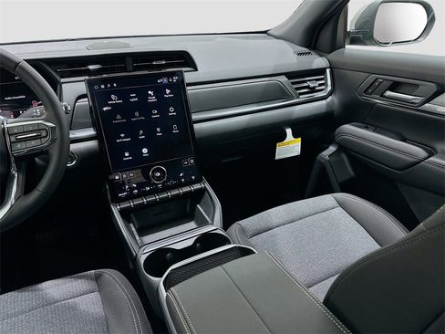 New 2026 GMC Terrain Elevation image 24