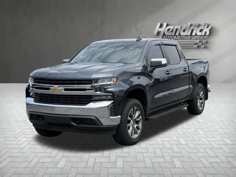 Used 2022 Chevrolet Silverado 1500 LT AWD/4WD image 5