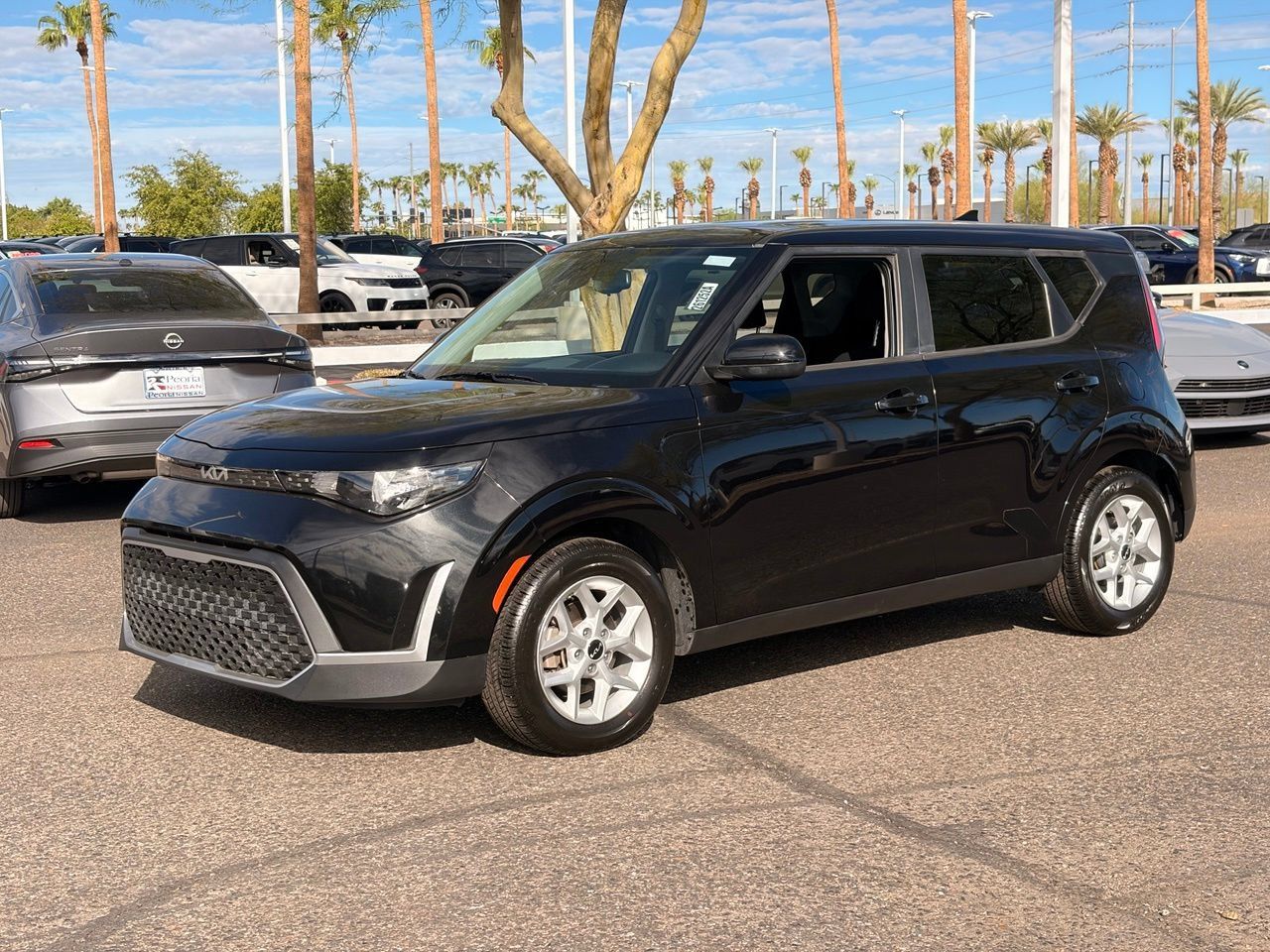 Used 2023 Kia Soul S FWD image 2