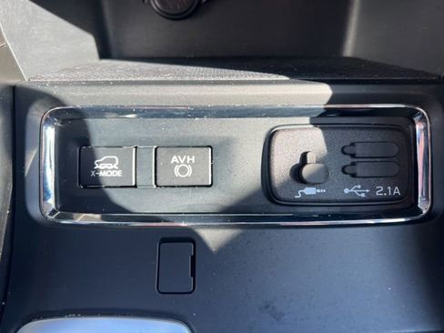 Used 2022 Subaru Ascent Onyx Edition image 24