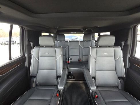 Used 2024 Cadillac Escalade ESV Premium Luxury w/ Performance Package image 17