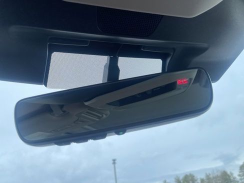 Used 2023 Subaru Forester Premium image 40