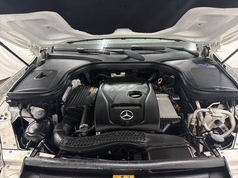 Certified 2018 Mercedes-Benz GLC 300 4MATIC image 31