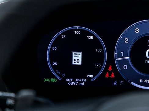 Certified 2025 Porsche 911 Carrera image 46