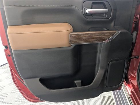 Used 2023 Chevrolet Silverado 3500 High Country image 28