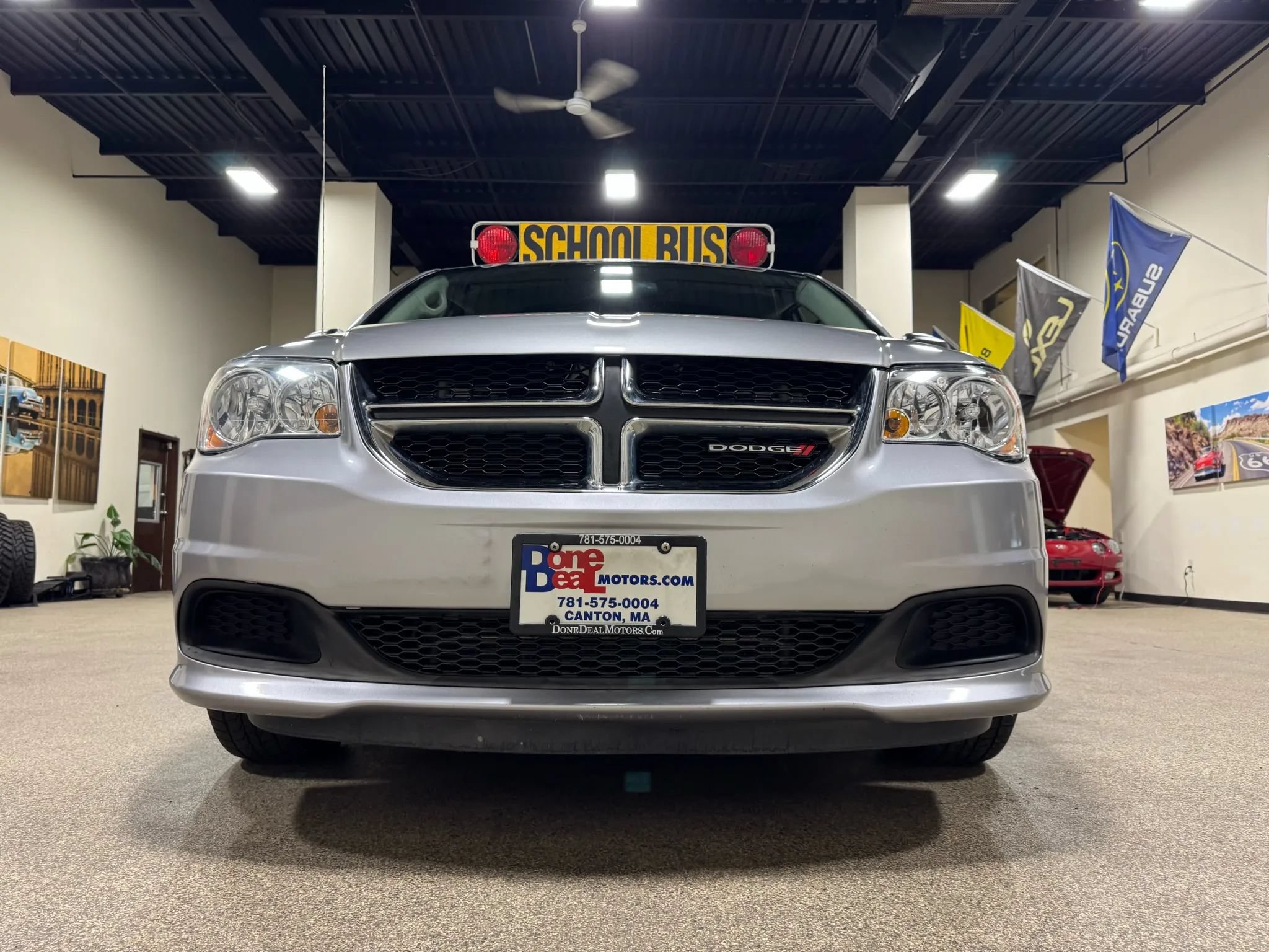 Used 2018 Dodge Grand Caravan SE FWD image 14