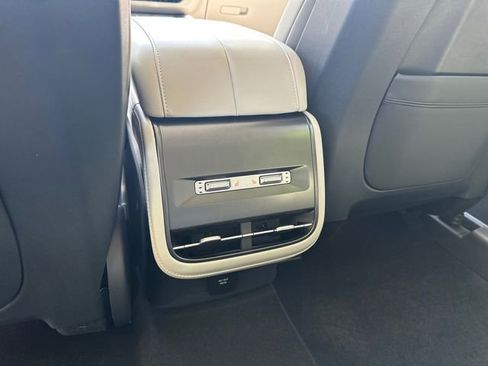 New 2026 Lincoln Nautilus Premier AWD/4WD image 22