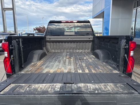 Used 2022 Chevrolet Silverado 3500 High Country image 14