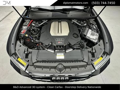 Used 2025 Audi RS 6 performance w/ Black Optic Package AWD/4WD image 46