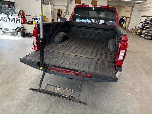 Used 2021 Ford F250 XLT w/ XLT Premium Package AWD/4WD image 85