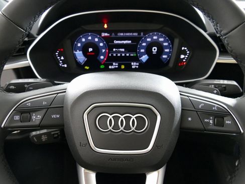 New 2025 Audi Q3 2.0T Premium image 16