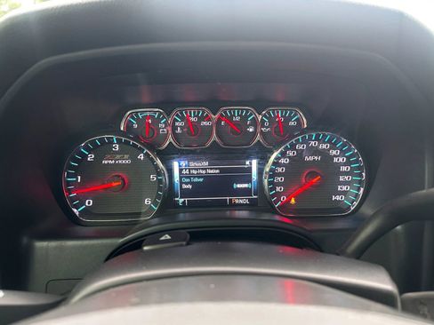 Used 2018 Chevrolet Silverado 1500 LT w/ All Star Edition AWD/4WD image 27