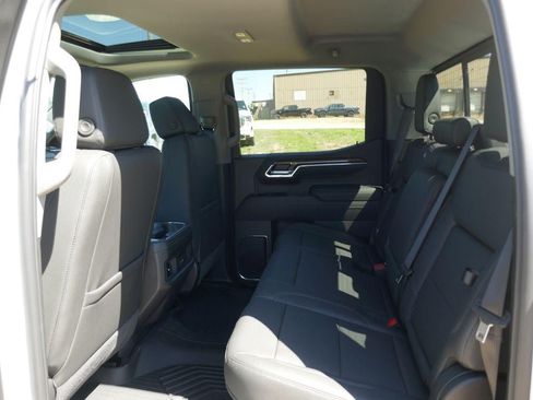 New 2026 Chevrolet Silverado 1500 LT Trail Boss w/ Convenience Package II AWD/4WD image 15