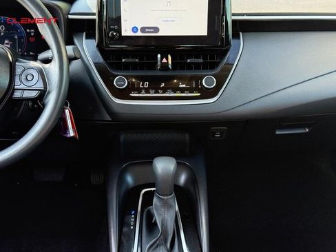 Used 2026 Toyota Corolla LE FWD image 17
