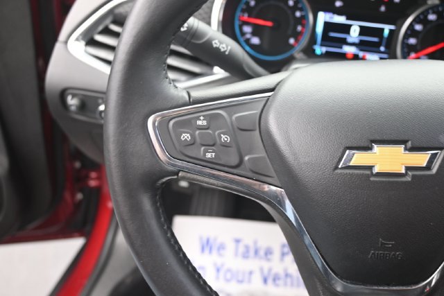 Used 2017 Chevrolet Malibu LT FWD image 28