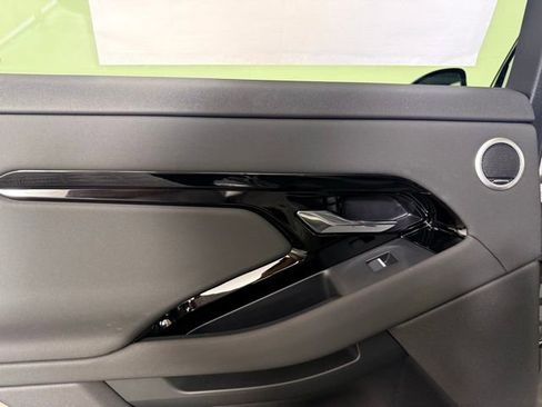New 2026 Land Rover Range Rover Evoque S image 29