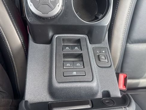 Used 2025 Ford Bronco Outer Banks AWD/4WD image 31