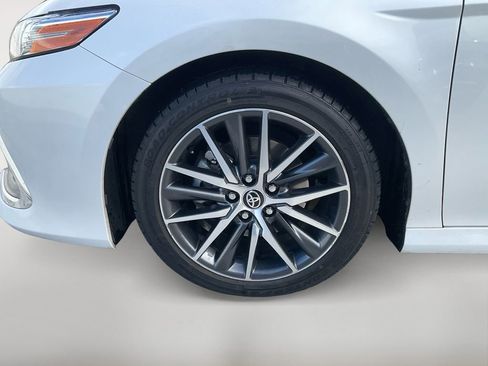 Used 2021 Toyota Camry XLE image 36