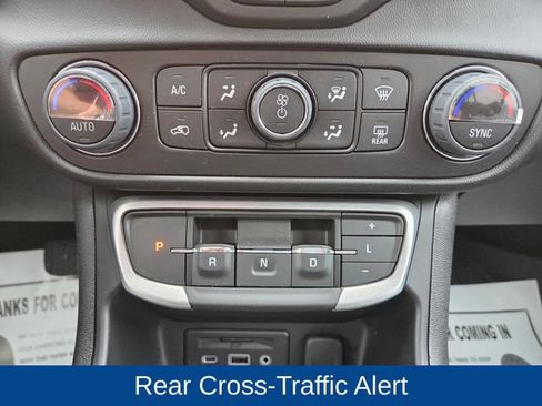 Used 2024 GMC Terrain SLT w/ Infotainment Package II AWD/4WD image 35
