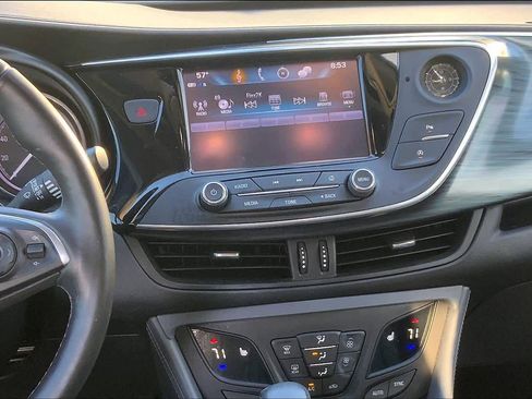 Used 2019 Buick Envision Essence image 7