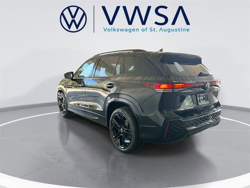 New 2026 Volkswagen Tiguan SE R-Line image 5