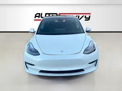 Used 2023 Tesla Model 3 Standard Range RWD image 2