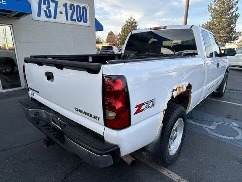 Used 2005 Chevrolet Silverado 1500 LS image 7