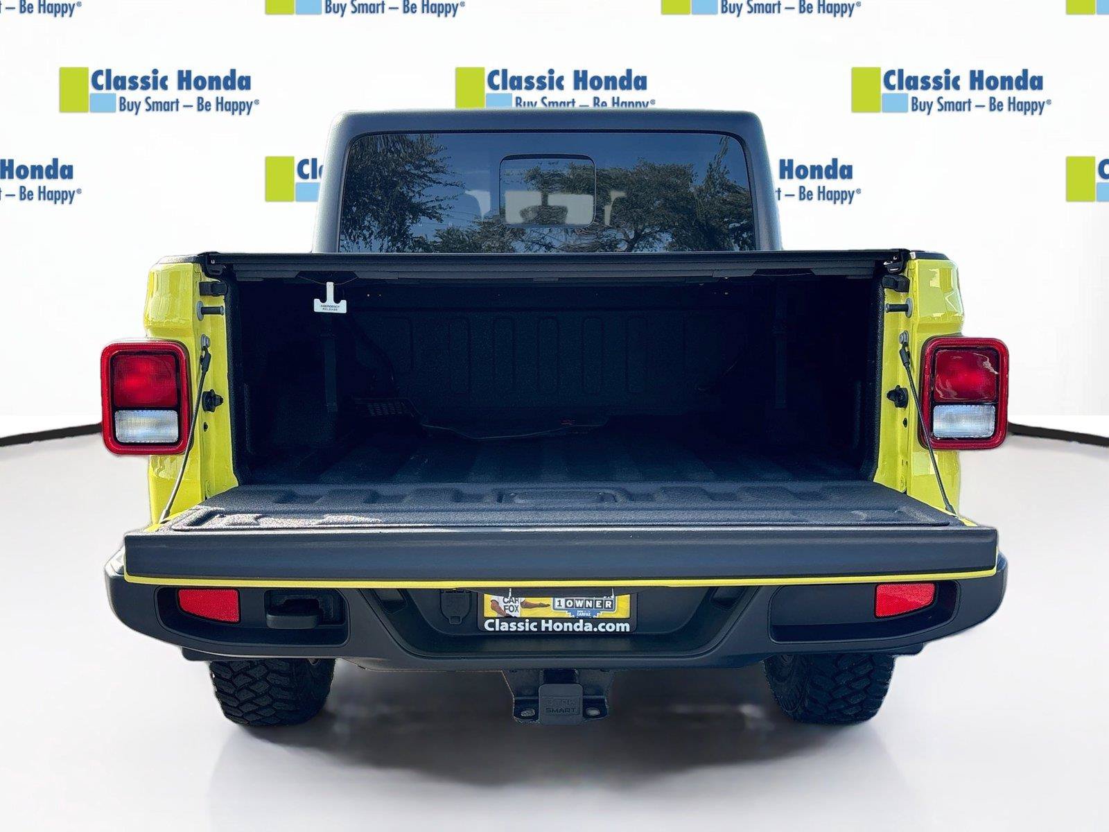 Used 2023 Jeep Gladiator Sport AWD/4WD image 30