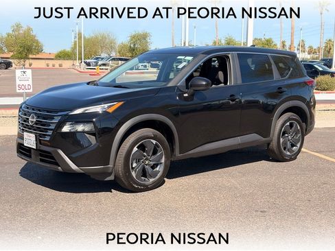 Certified 2025 Nissan Rogue SV FWD image 1