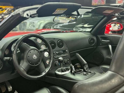Used 2005 Dodge Viper SRT-10 image 23