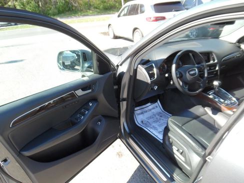 Used 2015 Audi Q5 2.0T Premium Plus w/ Technology Package image 9