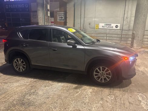 Used 2023 MAZDA CX-5 AWD 2.5 S w/ Preferred Package image 2