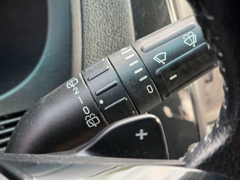 Used 2016 Ford Explorer XLT w/ Equipment Group 202A image 46