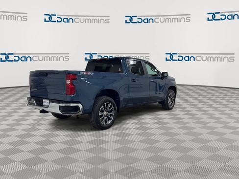 Used 2024 Chevrolet Silverado 1500 LT AWD/4WD image 8