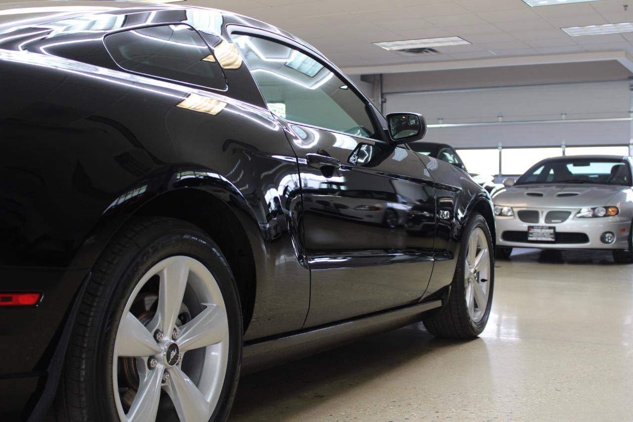 Used 2014 Ford Mustang GT w/ Equipment Group 301A RWD image 31